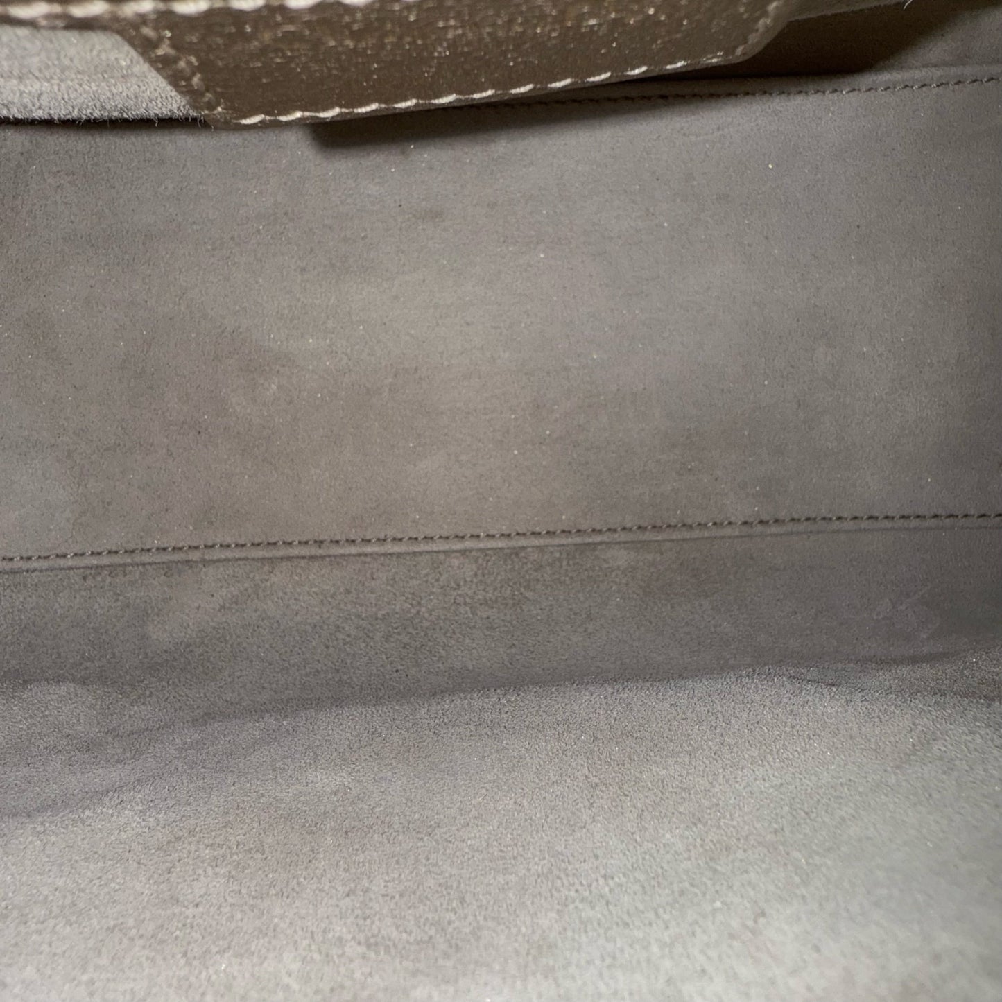 Dior Lady Rabat moyen - Cuir de veau Cannage Ferrures dorées SANS SANGLE