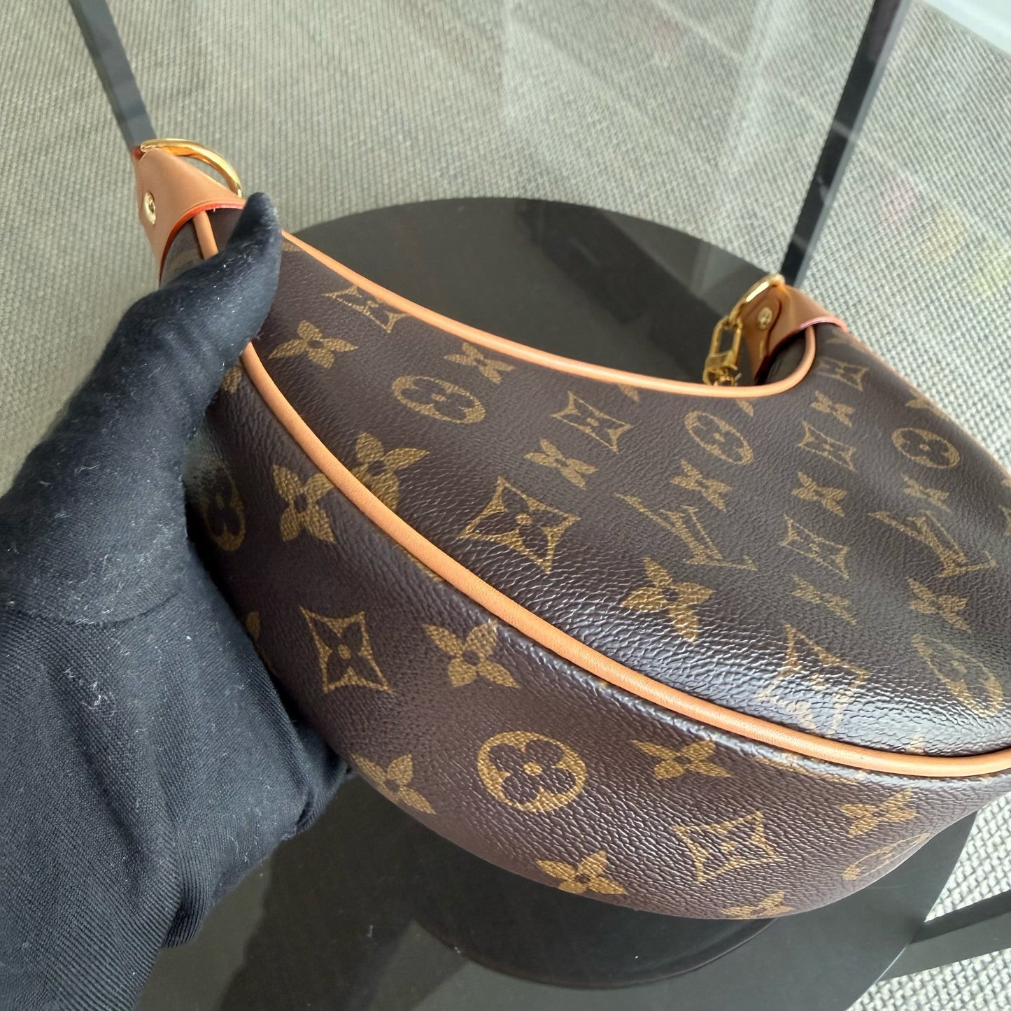 Kovancy - Loop Monogram