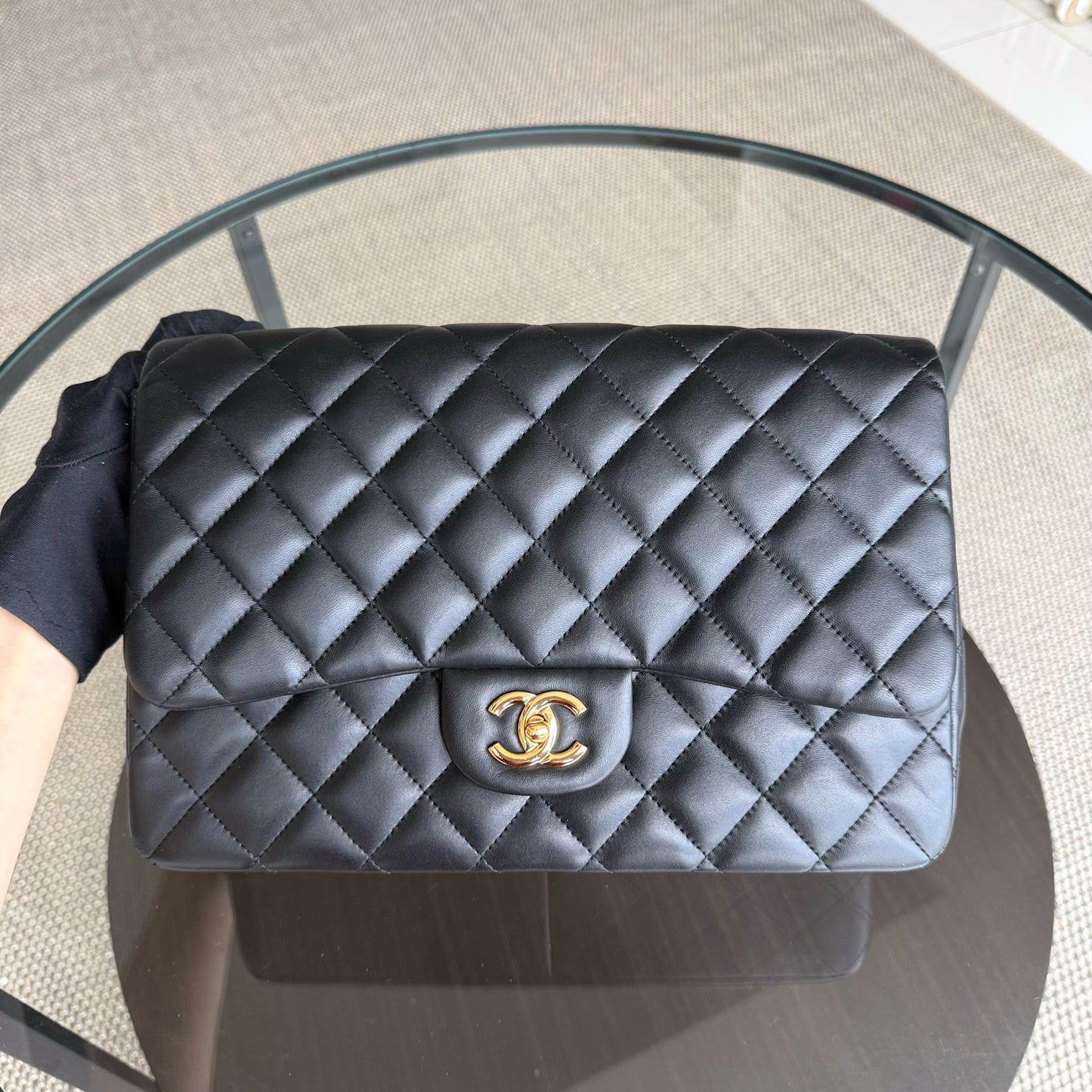 Chanel Classic Flap Jumbo - 30CM simple rabat en cuir d'agneau matelassé noir matériel doré Series 14