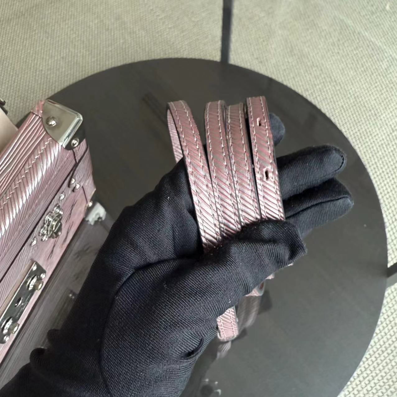 Petite Malle Métallisé Or Rose Epi Quincaillerie Argent - Kovancy