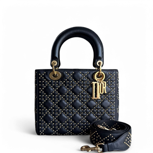 Dior Lady Rabat moyen - Cuir de veau Cannage clouté, finitions noires et dorées