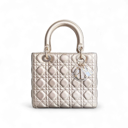 Dior Lady Rabat moyen - Cuir de veau Cannage Ferrures dorées SANS SANGLE