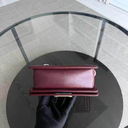 Chanel Boy Petit 20CM Chevron Tri-skin Veau Bordeaux GHW No 22