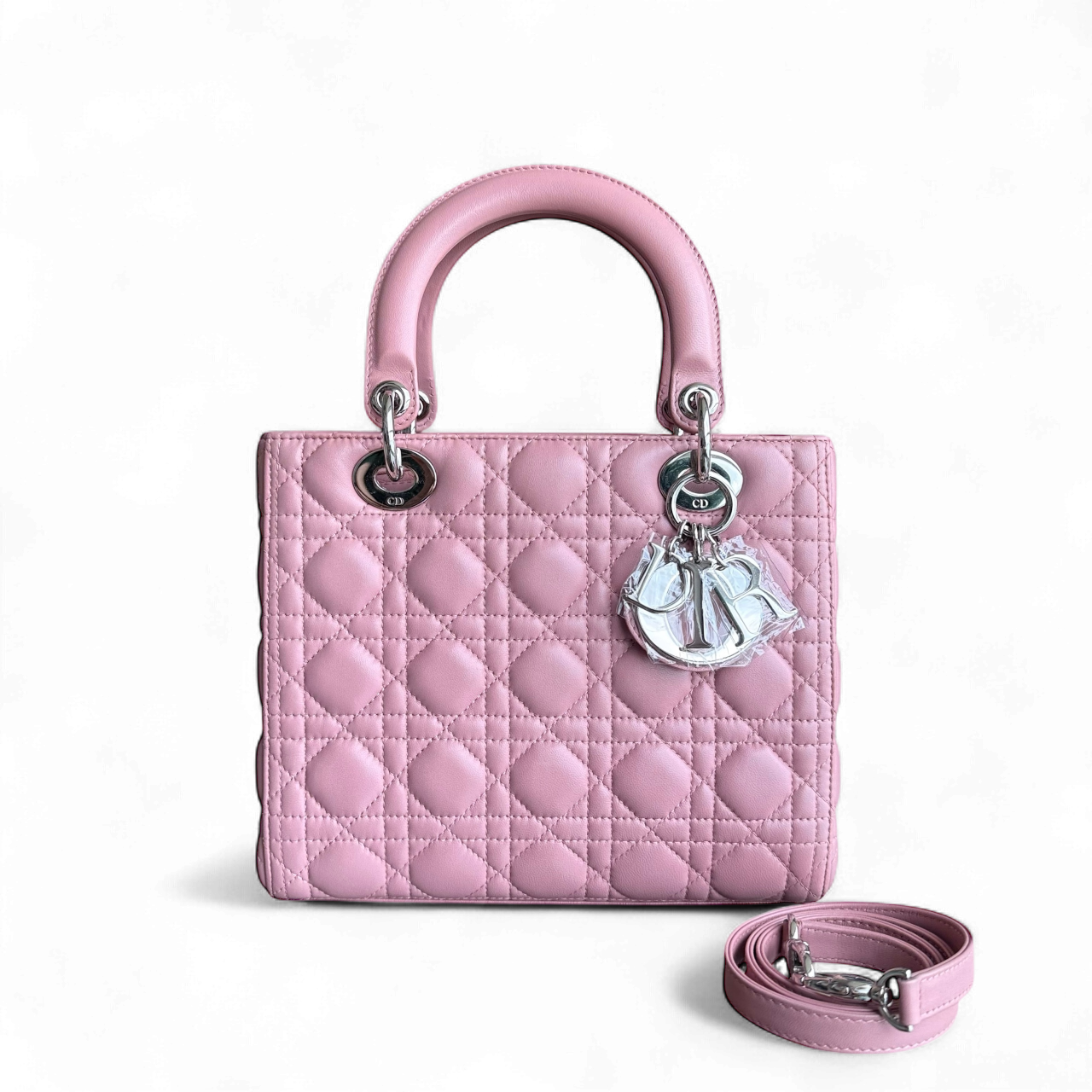 Lady Cannage moyen en cuir d'agneau rose avec accessoires argentés — Kovancy