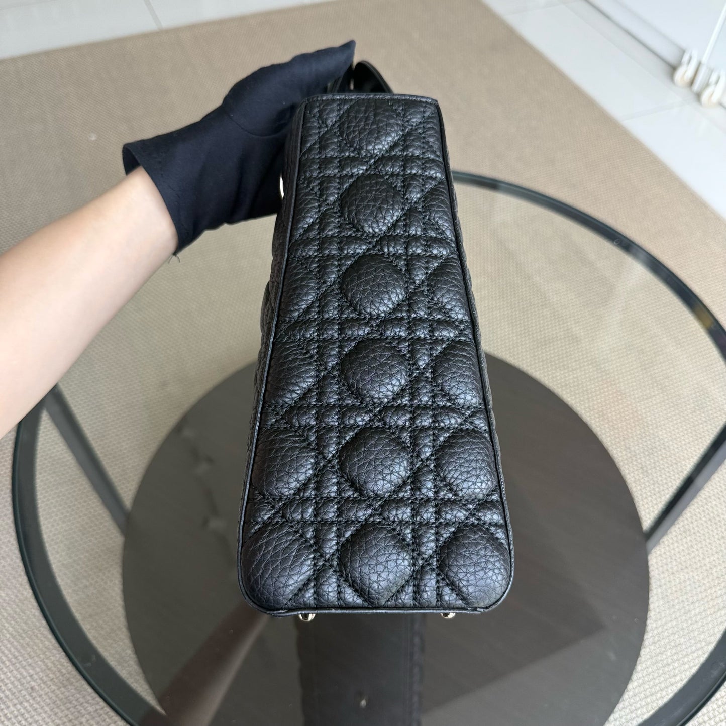Lady Grand rabat en cuir caviar cannage noir GHW sans bandoulière — Kovancy