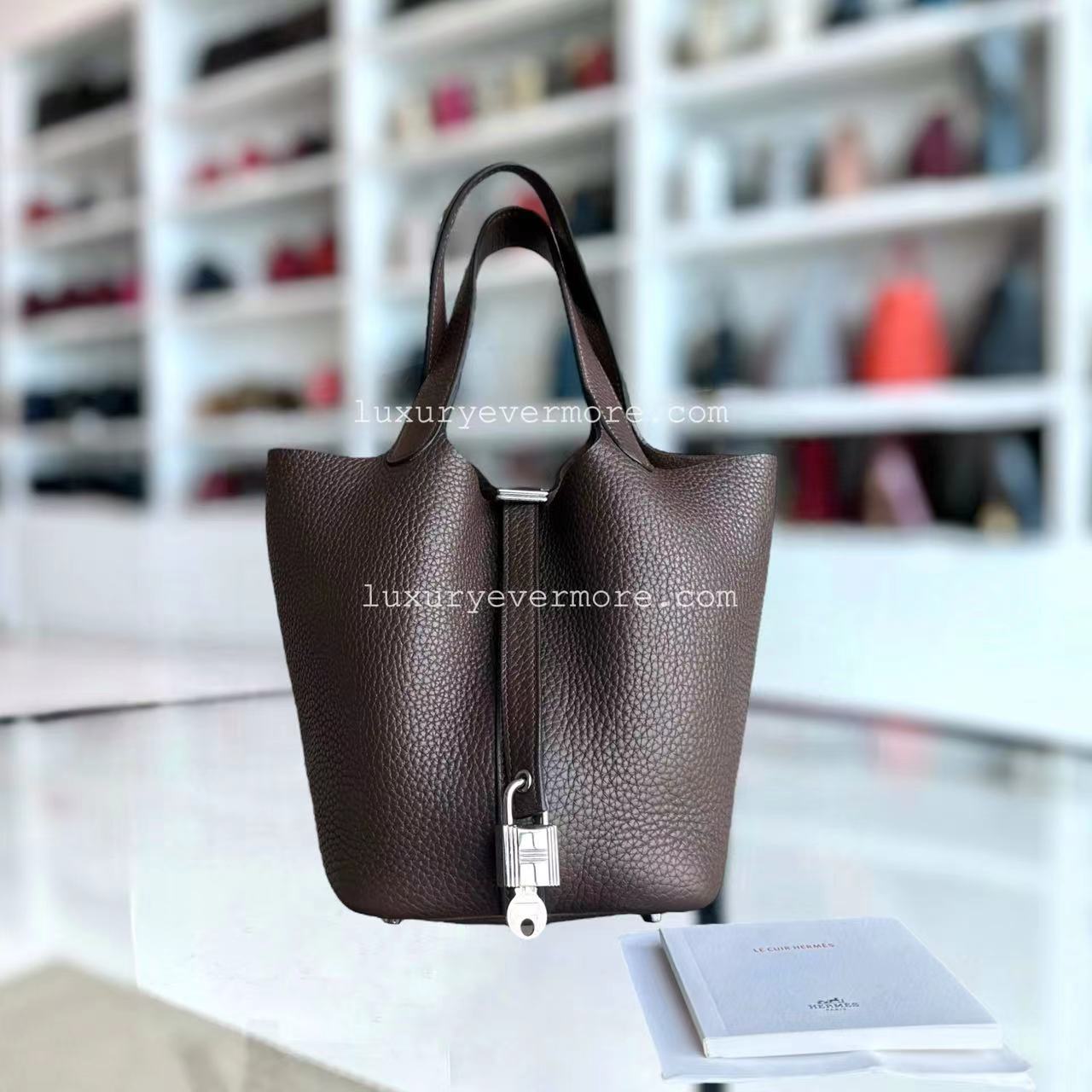 Picotin 18 - Estampille Clémence Macassar Carré Q Quincaillerie en palladium — Kovancy