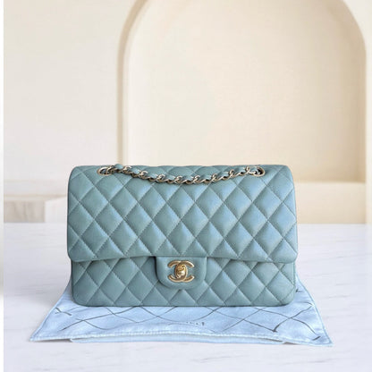 Chanel Classic Flap Bleu
