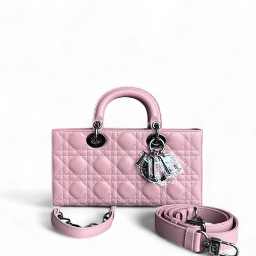 Lady D-Joy Medium - Cuir d'agneau Cannage Sakura Rose Noir Quincaillerie — Kovancy