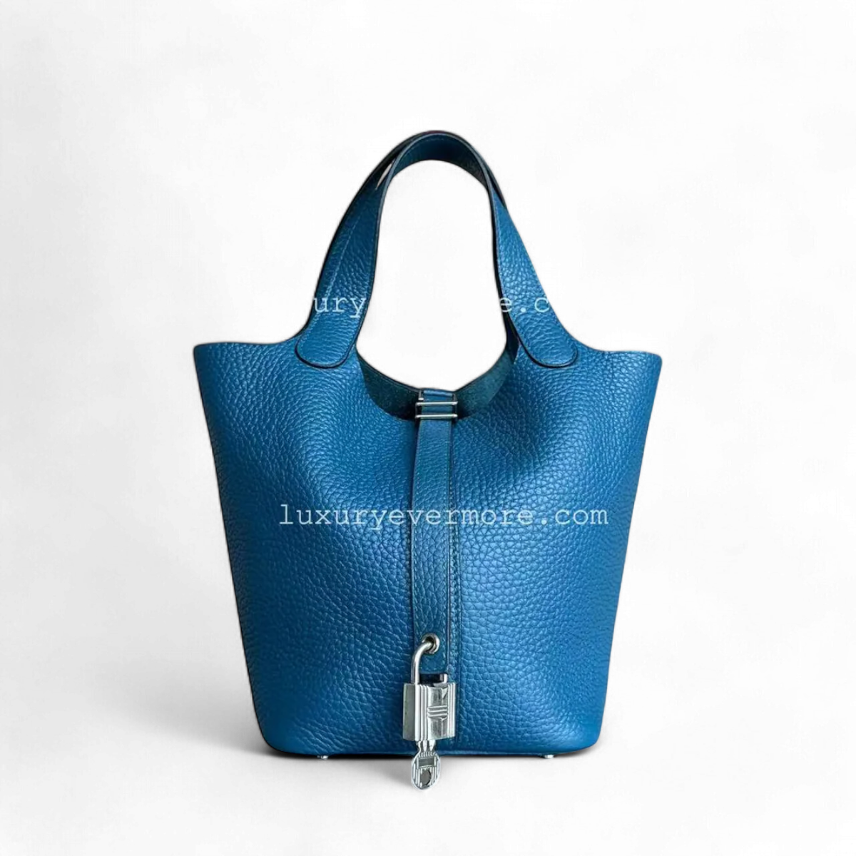 Picotin 18 - Square Quincaillerie O Stamp Blue Silver — Kovancy