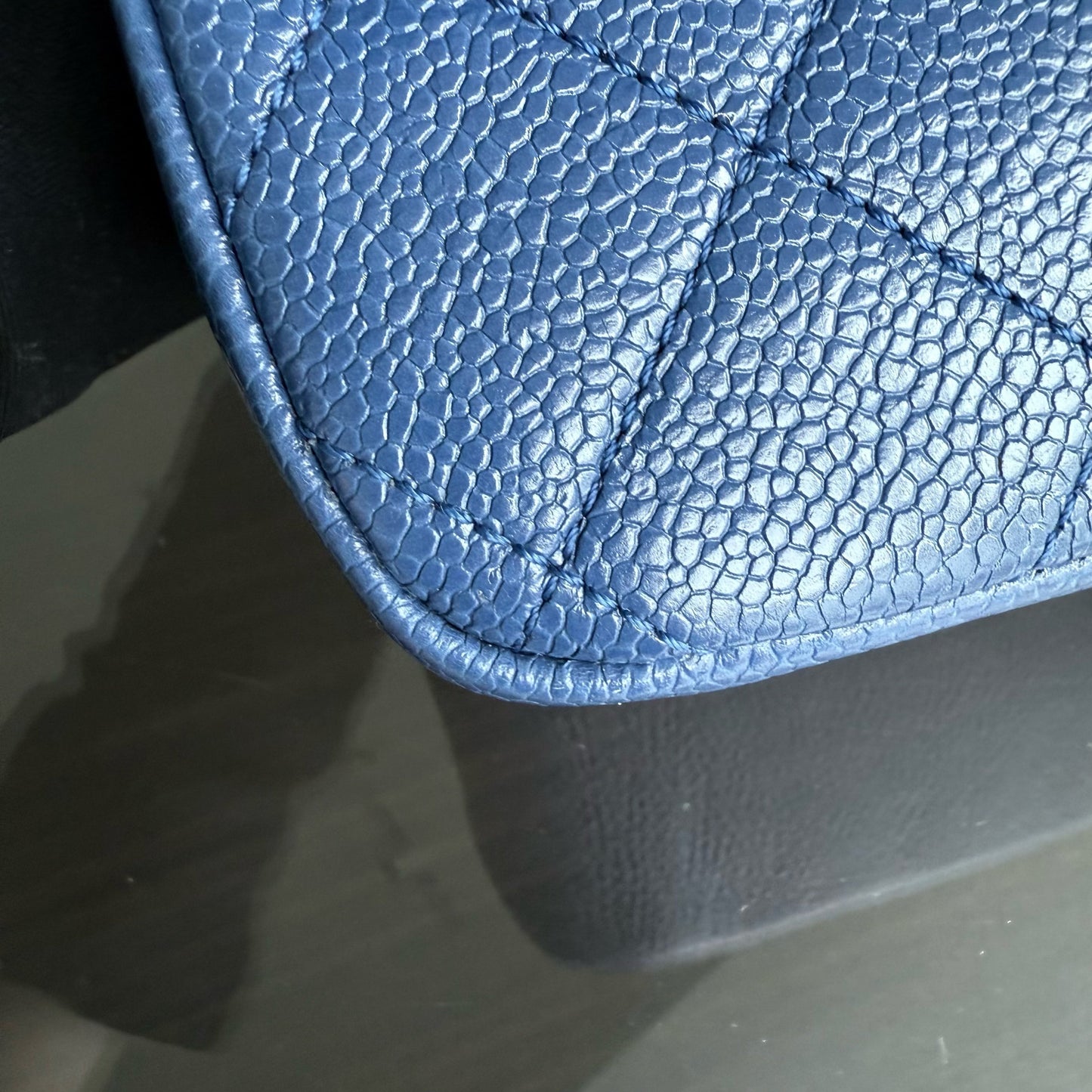 Classic Flap Mini saisonnier Square — Kovancy