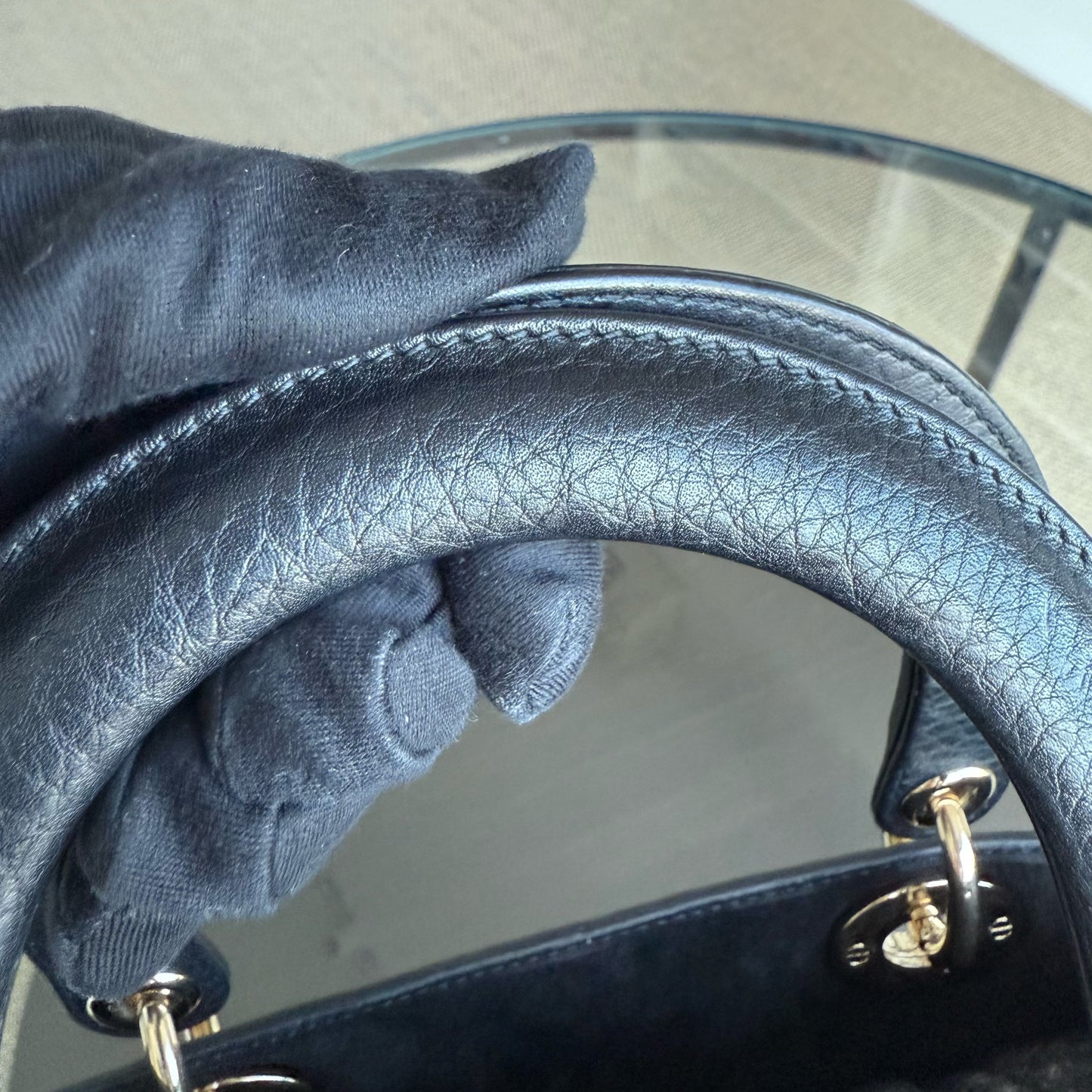 Dior Lady Rabat moyen - Cuir de veau Cannage noir et matériel doré