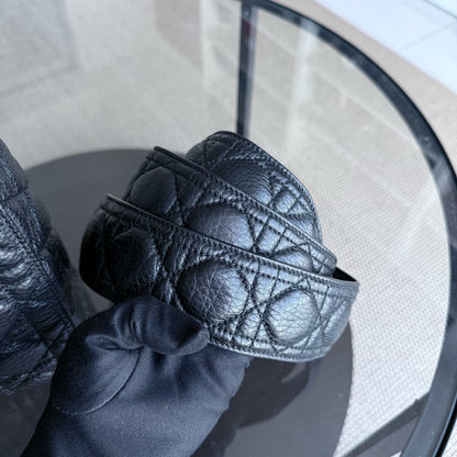 Dior Lady Rabat moyen - Cuir de veau Cannage noir et matériel doré