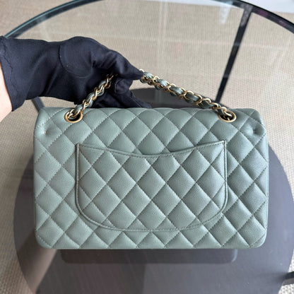 Chanel Classic Flap Bleu