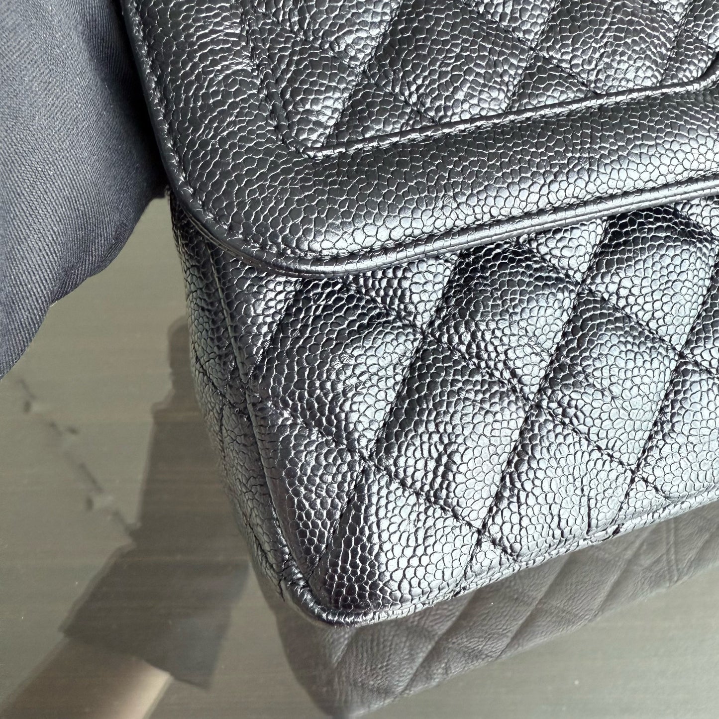 Sac à rabat bicolore saisonnier de taille moyenne — Kovancy