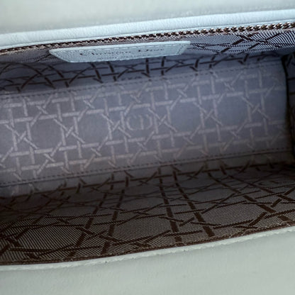 Dior MyABC Lady Petit - Cuir d'agneau Cannage blanc, quincaillerie dorée