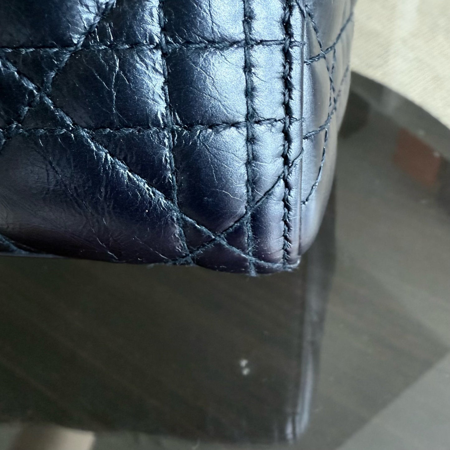 Lady Cuir de veau glacé Cannage moyen bleu foncé, accessoires argentés — Kovancy