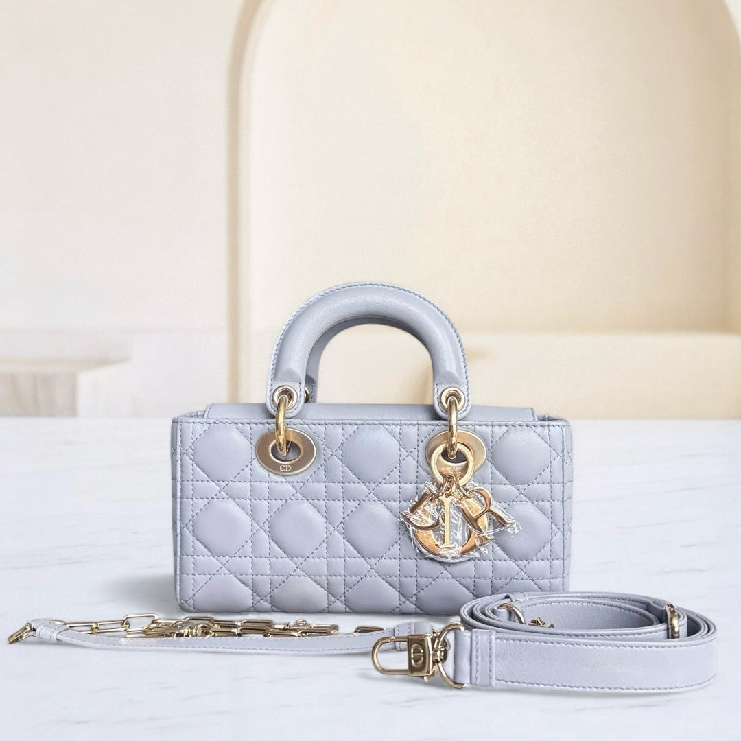 Lady D-Joy Small - Cuir d'agneau Cannage gris, quincaillerie dorée — Kovancy
