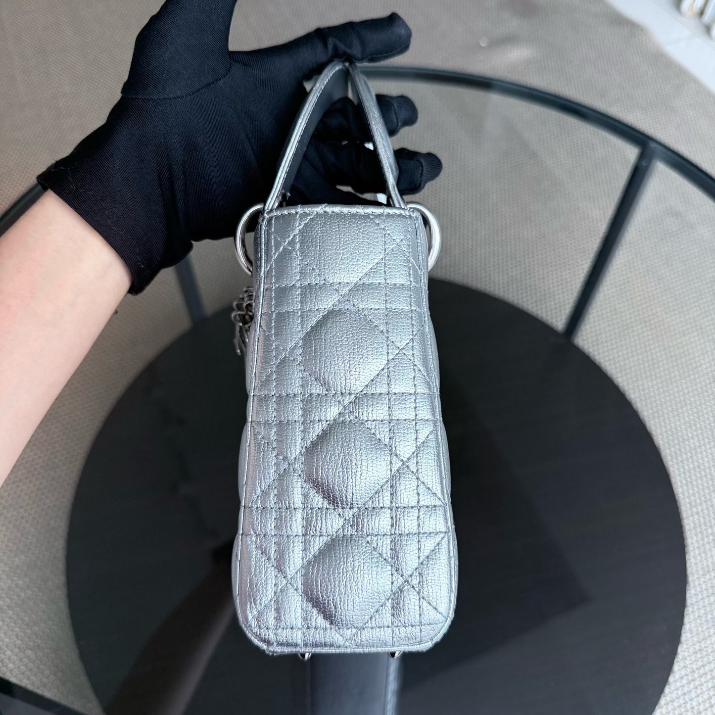 Lady Petit - Cuir de veau métallisé Cannage Argent Quincaillerie argentée — Kovancy