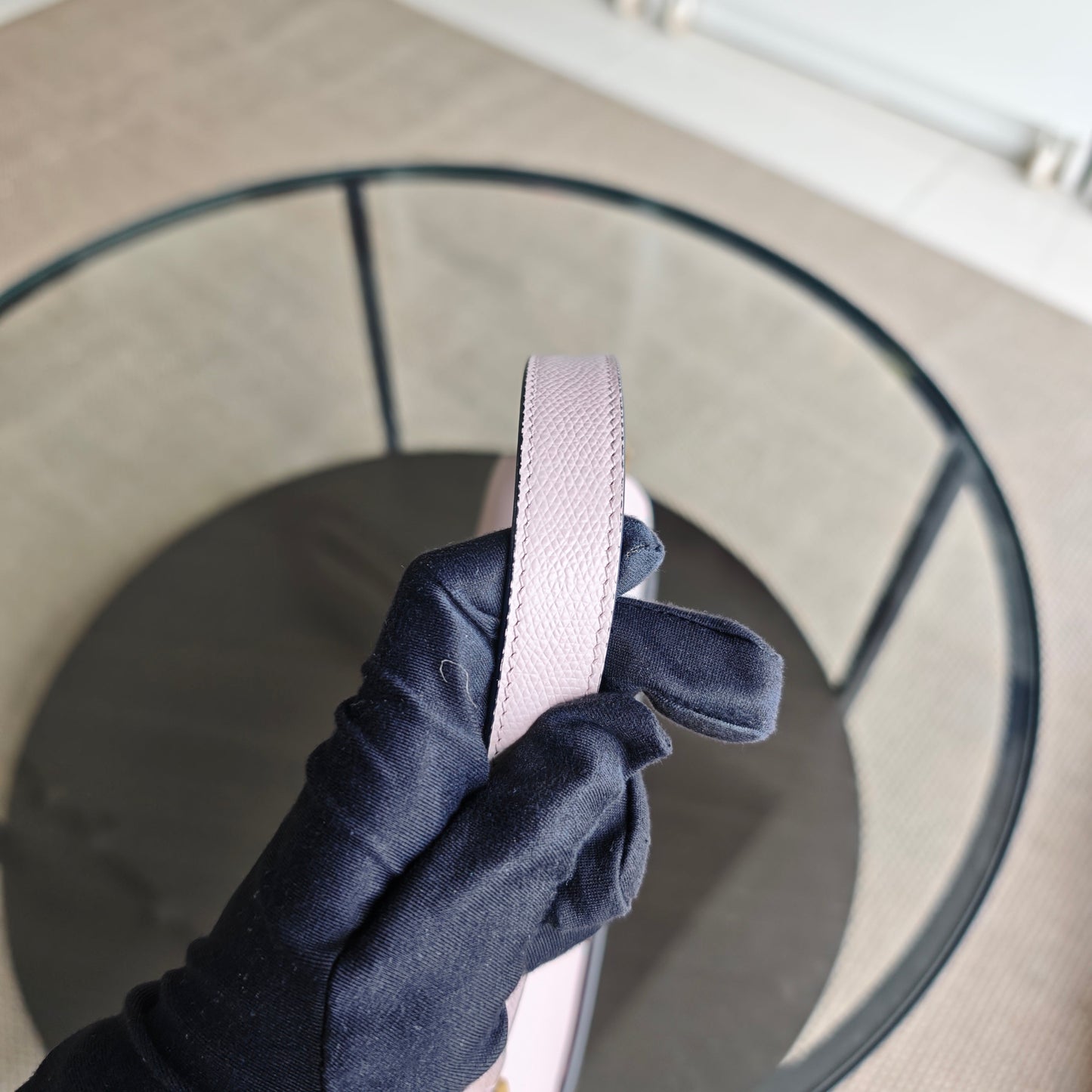 Dior Saddle Medium - Rose clair caviar, finitions dorées