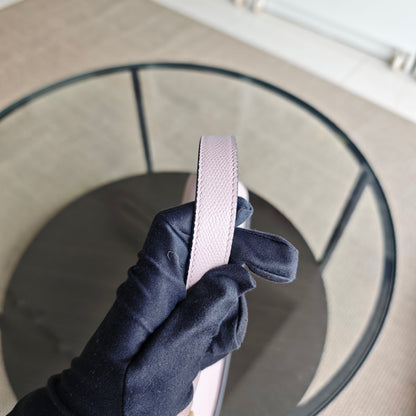 Dior Saddle Medium - Rose clair caviar, finitions dorées