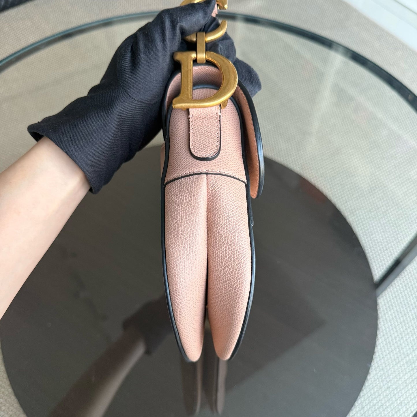 Sac Dior Saddle Medium - Cuir de veau grainé Nude Rose Blush Ferrures dorées