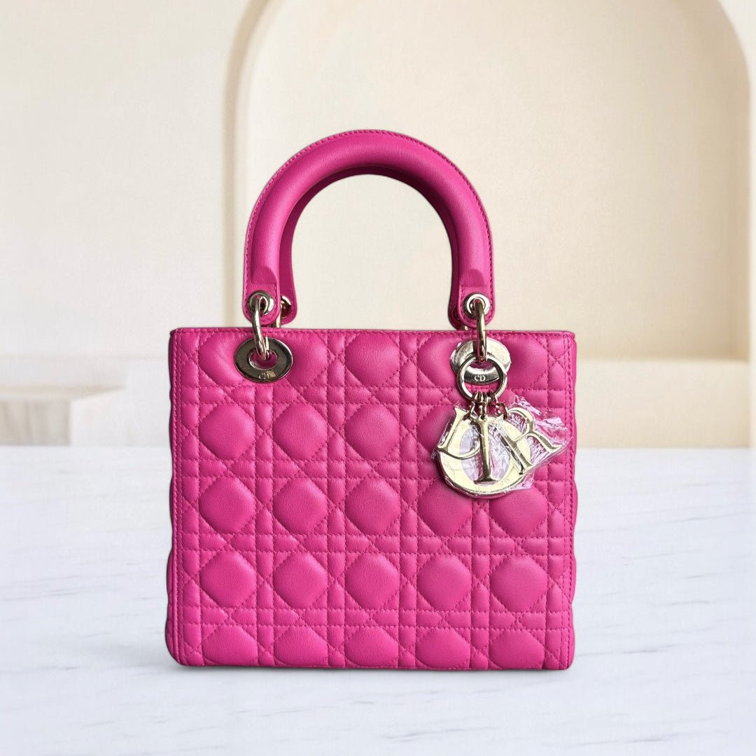 Lady Moyen - Cuir d'agneau Cannage Rose Quincaillerie dorée SANS SANGLE — Kovancy