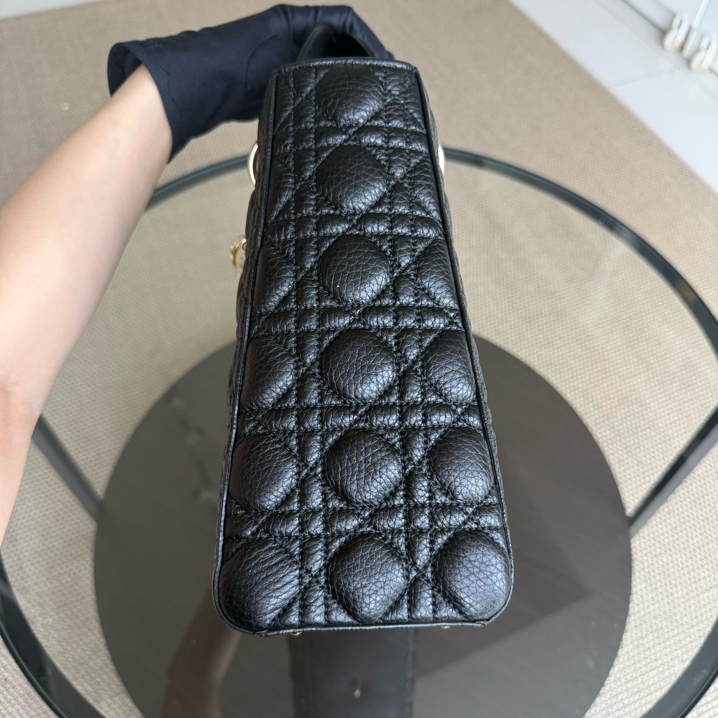 Lady Grand rabat en cuir caviar cannage noir GHW sans bandoulière — Kovancy