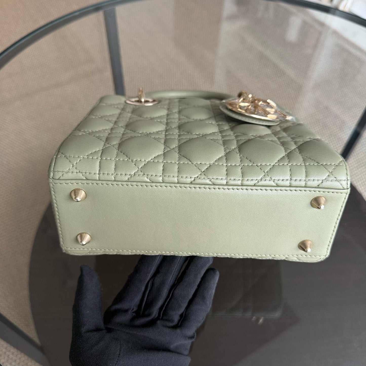 Lady Petit - Cuir d'agneau Cannage vert menthe, quincaillerie dorée — Kovancy
