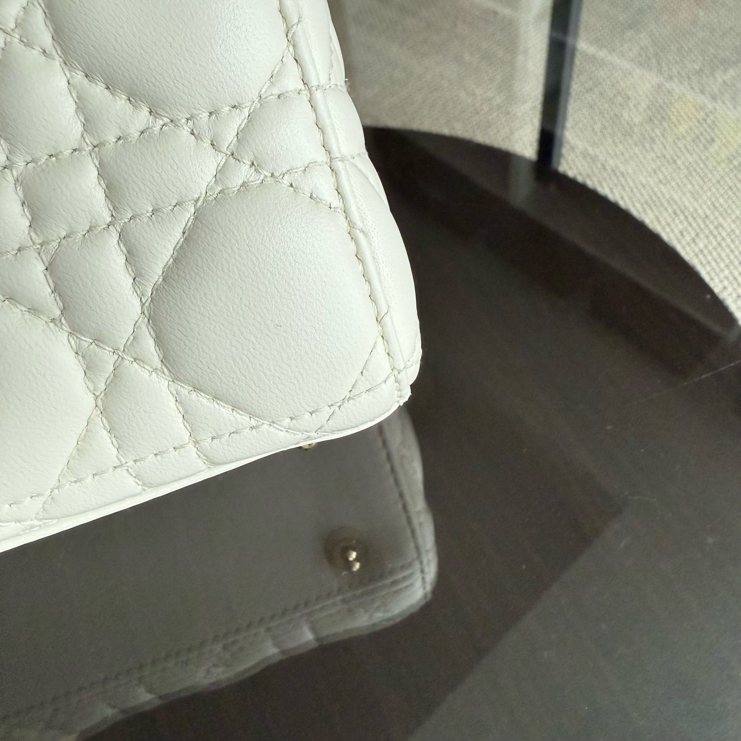 Dior MyABC Lady Petit - Cuir d'agneau Cannage blanc, quincaillerie dorée