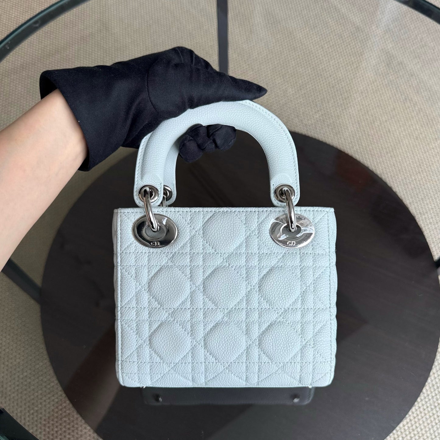 Lady Mini - Cuir de veau grainé Cannage Glacier White Hardware argenté — Kovancy