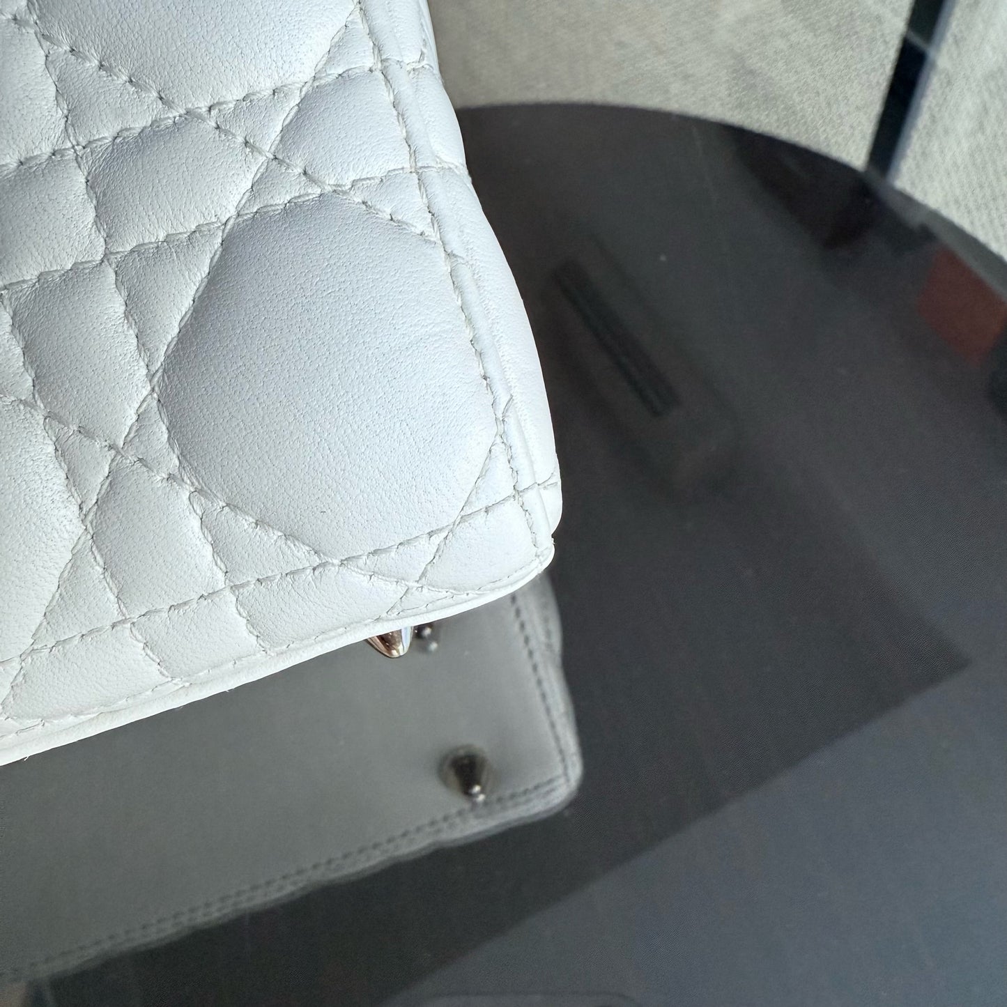 Dior MyABC Lady Petit - Cuir d'agneau Cannage blanc, quincaillerie dorée