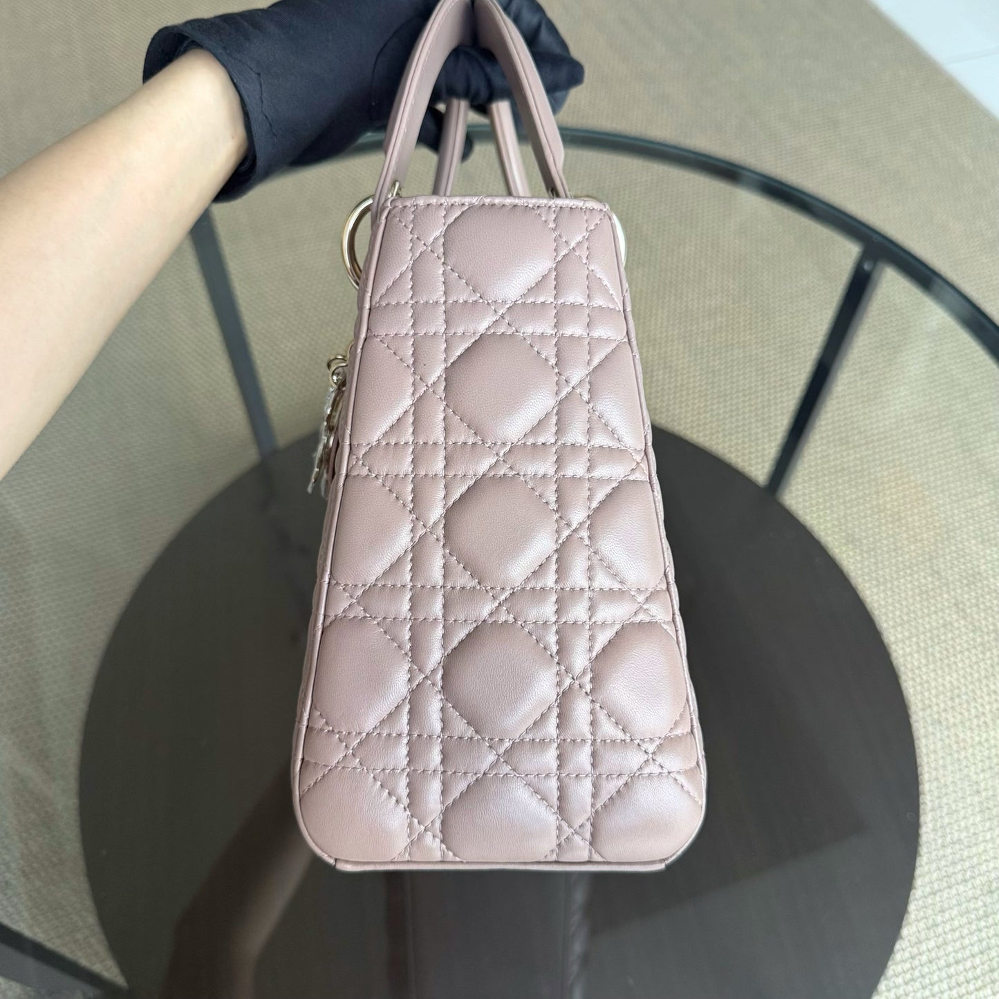 Lady Moyen - Cuir d'agneau Canange Blush Quincaillerie dorée — Kovancy