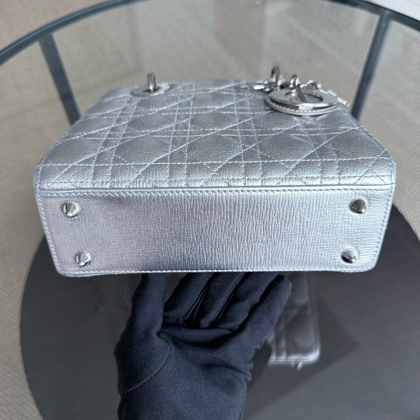 Lady Petit - Cuir de veau métallisé Cannage Argent Quincaillerie argentée — Kovancy