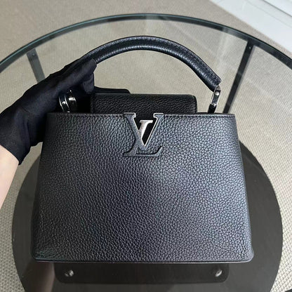 LV Capucines BB Cuir de veau grainé Noir Quincaillerie argentée Louis Vuitton