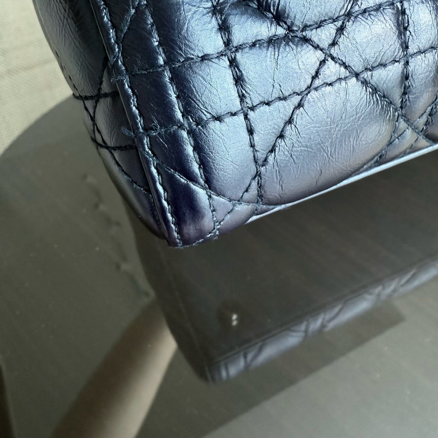 Lady Cuir de veau glacé Cannage moyen bleu foncé, accessoires argentés — Kovancy