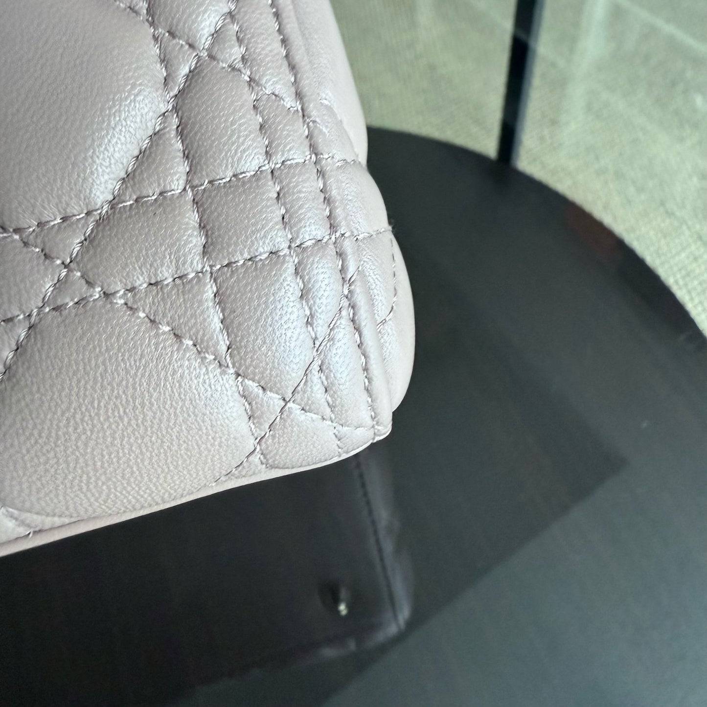 Lady Moyen - Cuir d'agneau Canange Blush Quincaillerie dorée — Kovancy