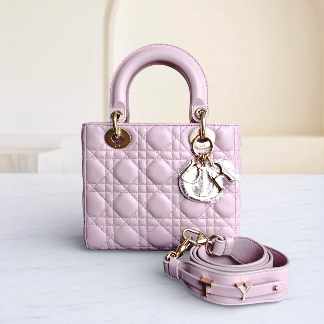 Lady Petit modèle - Cuir d'agneau Cannage rose avec finitions dorées — Kovancy