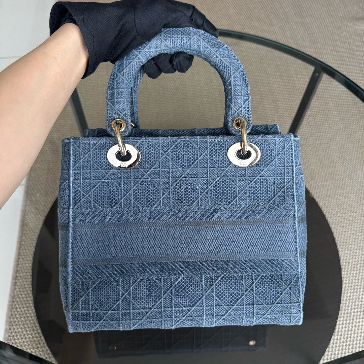 Lady D-Lite - Cannage brodé bleu denim clair avec accessoires dorés — Kovancy