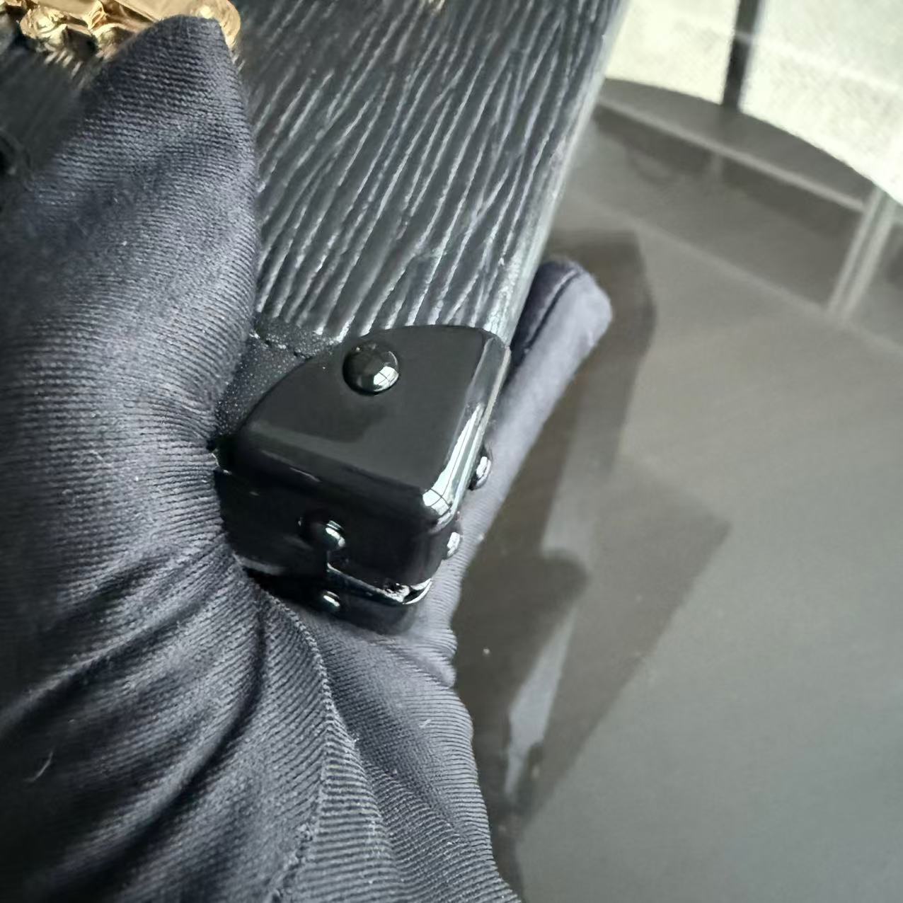 Petite Malle - Sac bandoulière en cuir noir EPI - Kovancy