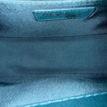 Chanel Boy Élite