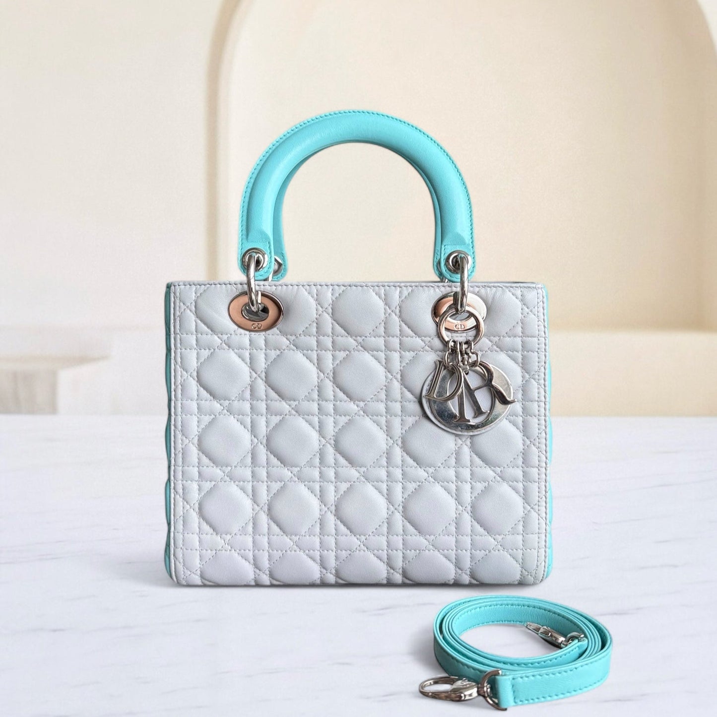 Lady Moyen - Cuir d'agneau Cannage bicolore cyan gris gris matériel argenté — Kovancy
