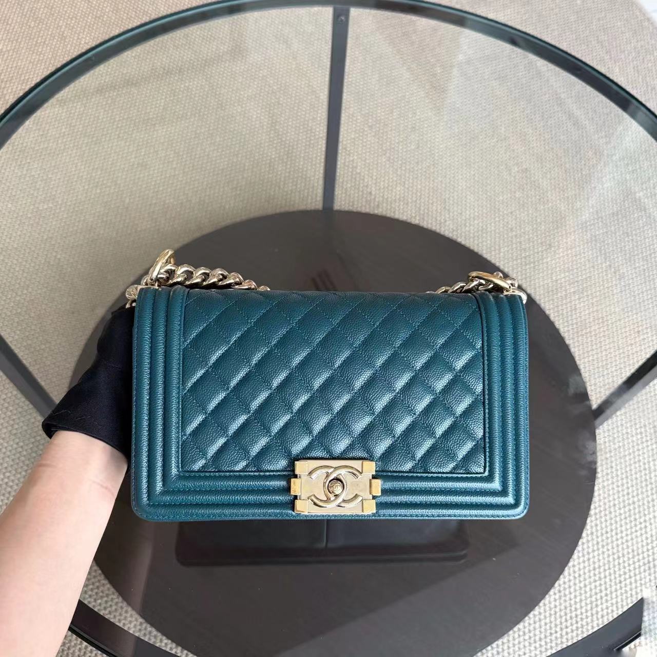Chanel Boy Élite
