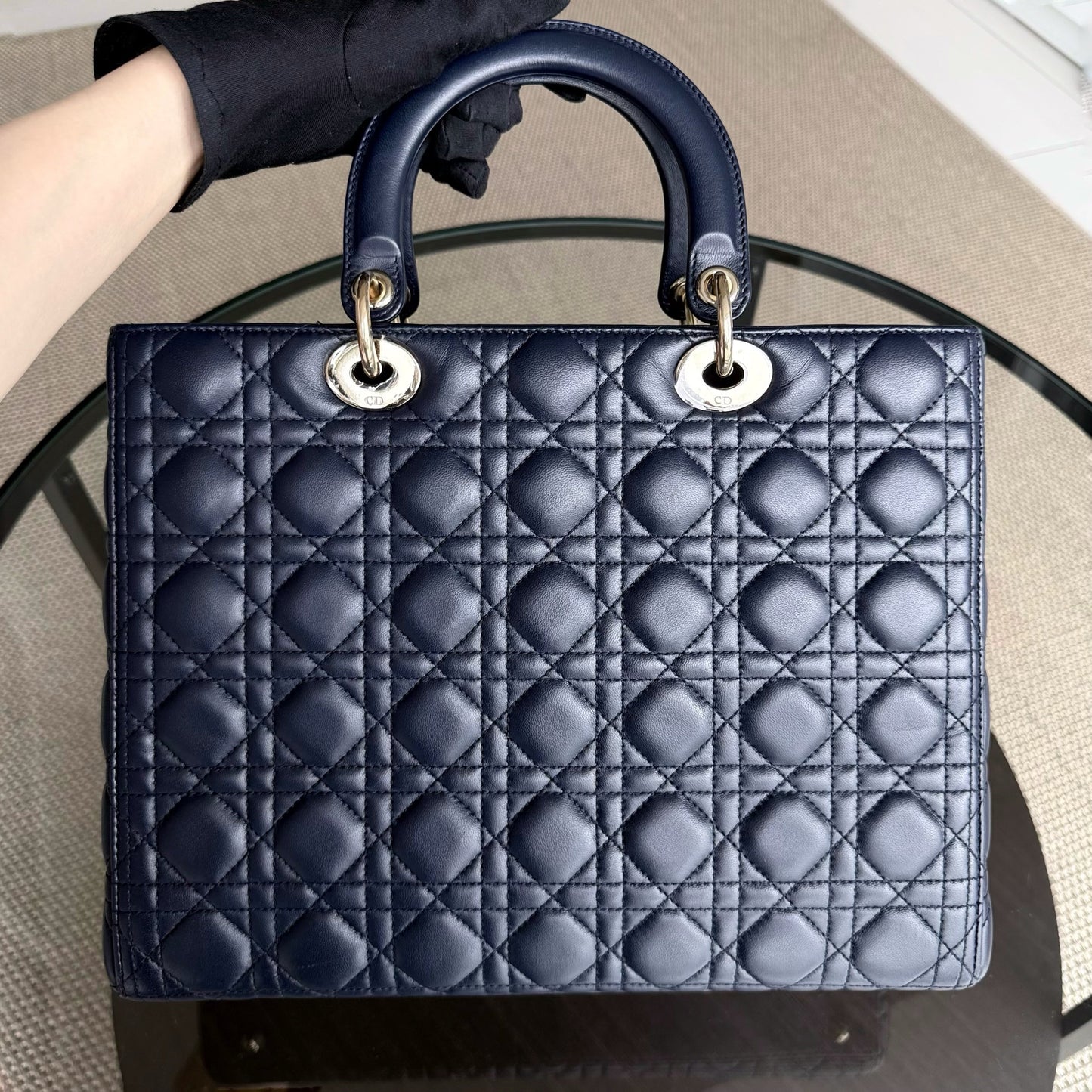 Lady Grand rabat - Cuir d'agneau Canange bleu foncé, accessoires dorés — Kovancy