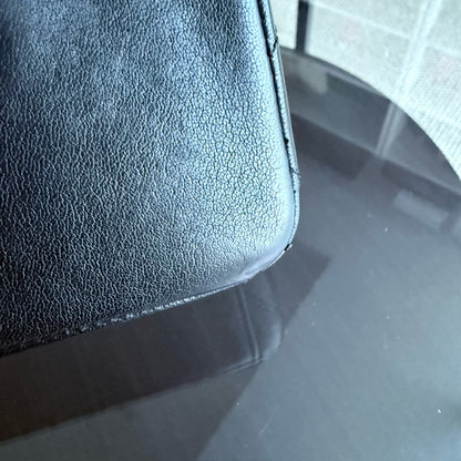 Sac à rabat saisonnier Chanel Mademoiselle CC Lock - Cuir de veau matelassé noir et métal argenté Series 23