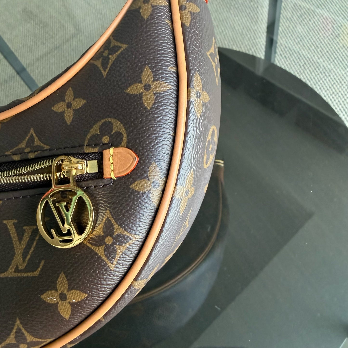 Kovancy - Loop Monogram