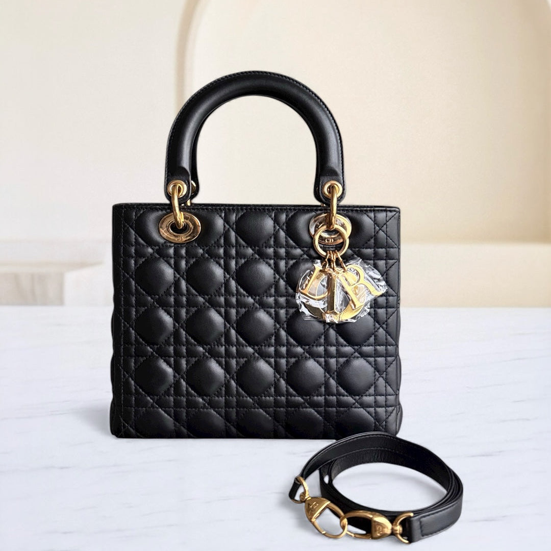 Lady Moyen - Cuir d'agneau Canange noir et accessoires dorés — Kovancy