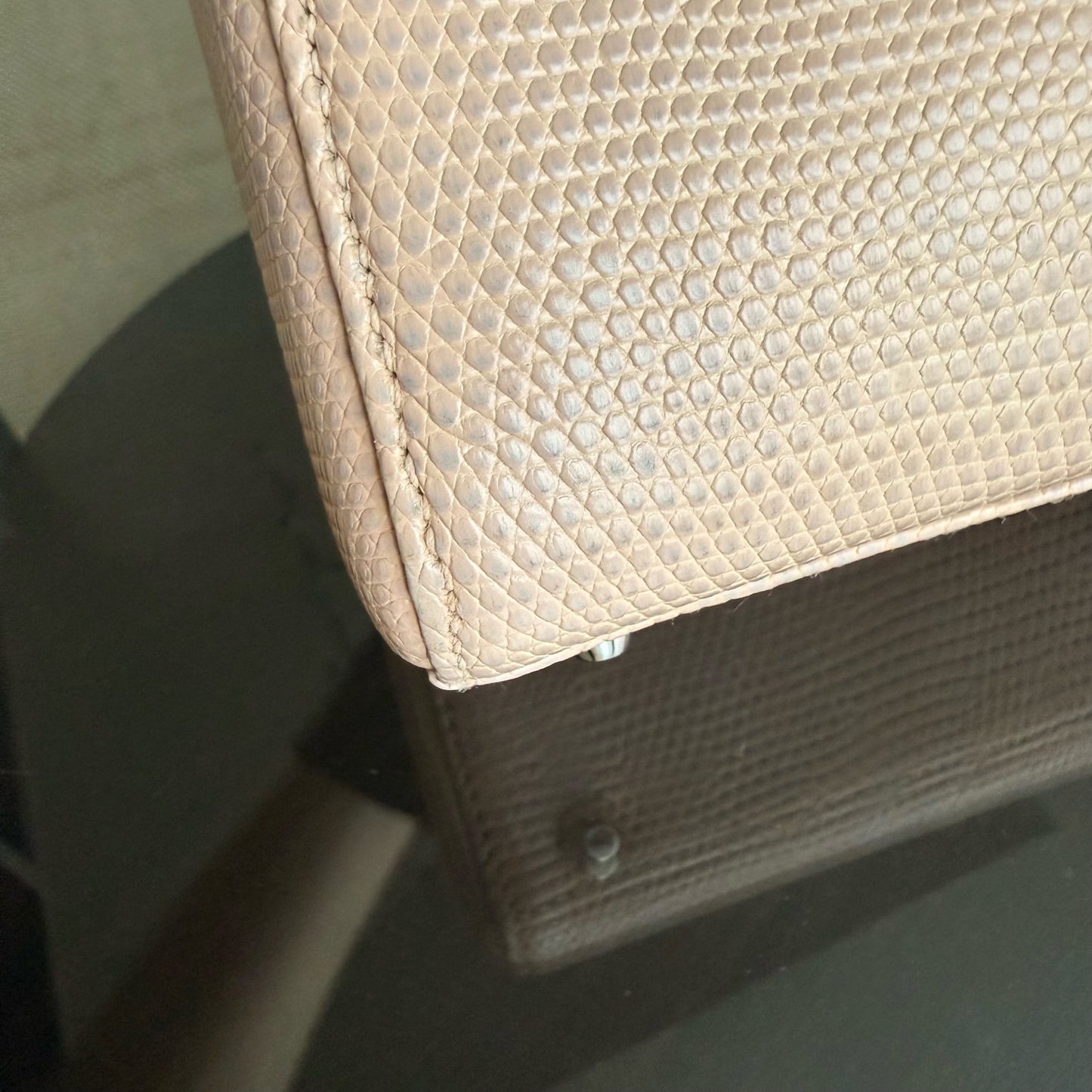 Lady Mini - Couleur beige lézard exotique, finitions argentées — Kovancy