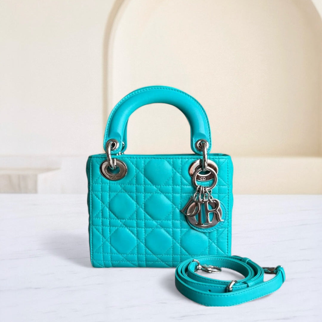 Lady Mini - Sangle réglable en cuir d'agneau Cannage bleu cyan et matériel argenté — Kovancy