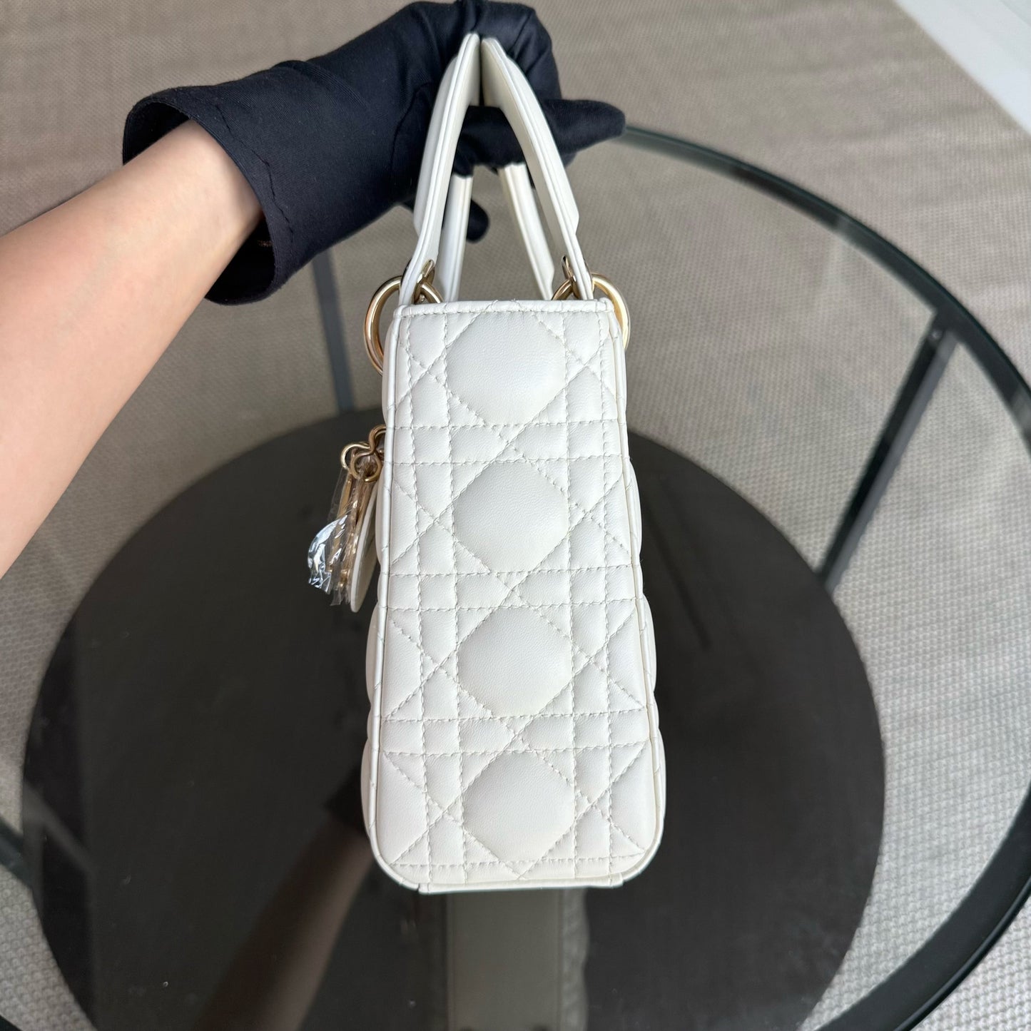 Lady Petit - Cuir d'agneau Cannage blanc, quincaillerie dorée — Kovancy