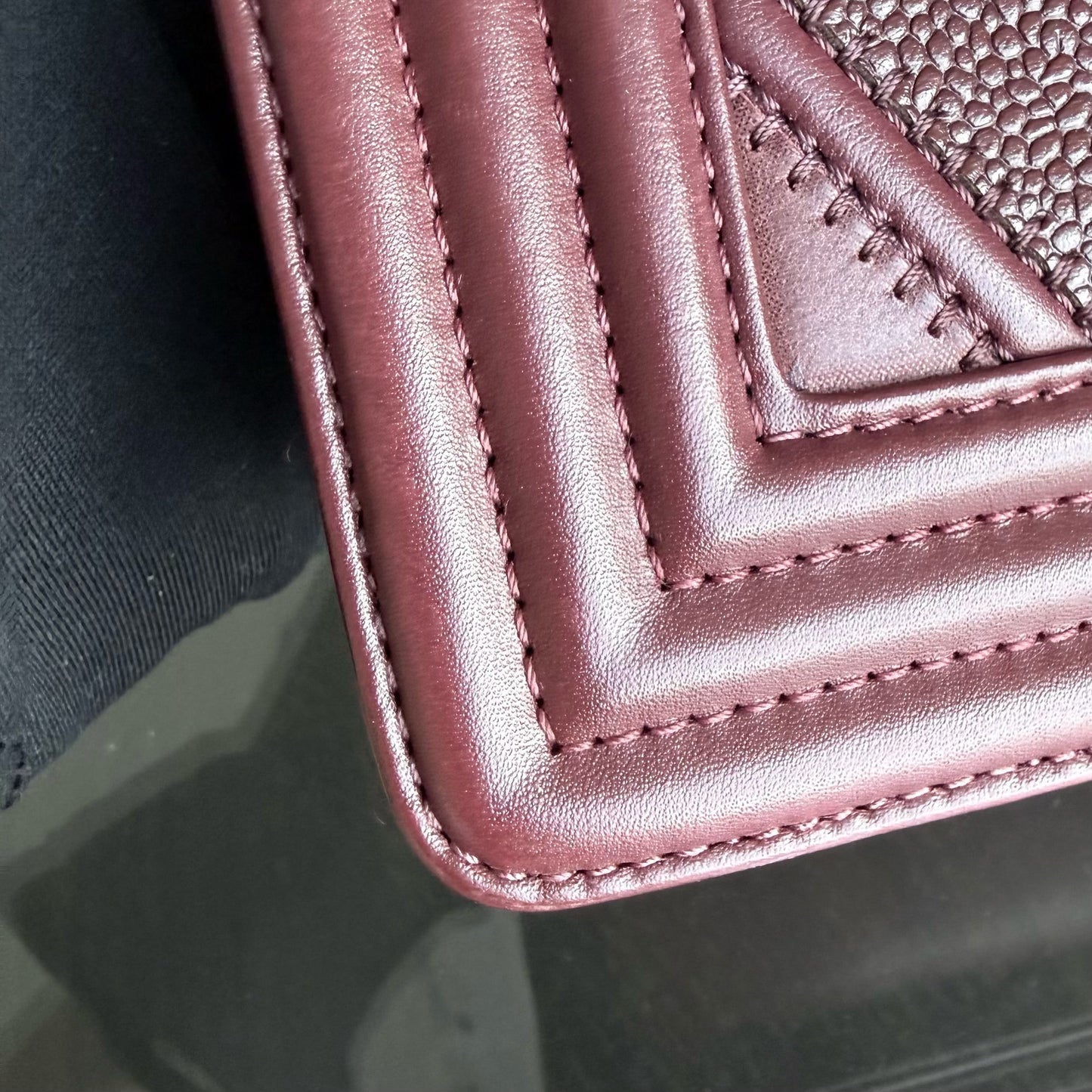 Chanel Boy Petit 20CM Chevron Tri-skin Veau Bordeaux GHW No 22